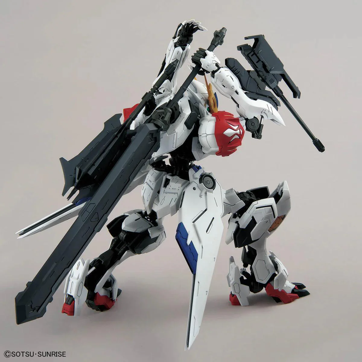 Bandai Gundam Model Kit: MG (Master Grade) 1/100 - "Mobile Suit Gundam: Iron-Blooded Orphans" - Gundam Barbatos Lupus - Image 7