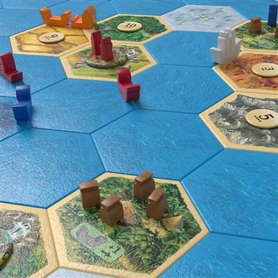 Catan: The Game - Explorers & Pirates Expansion - Image 3