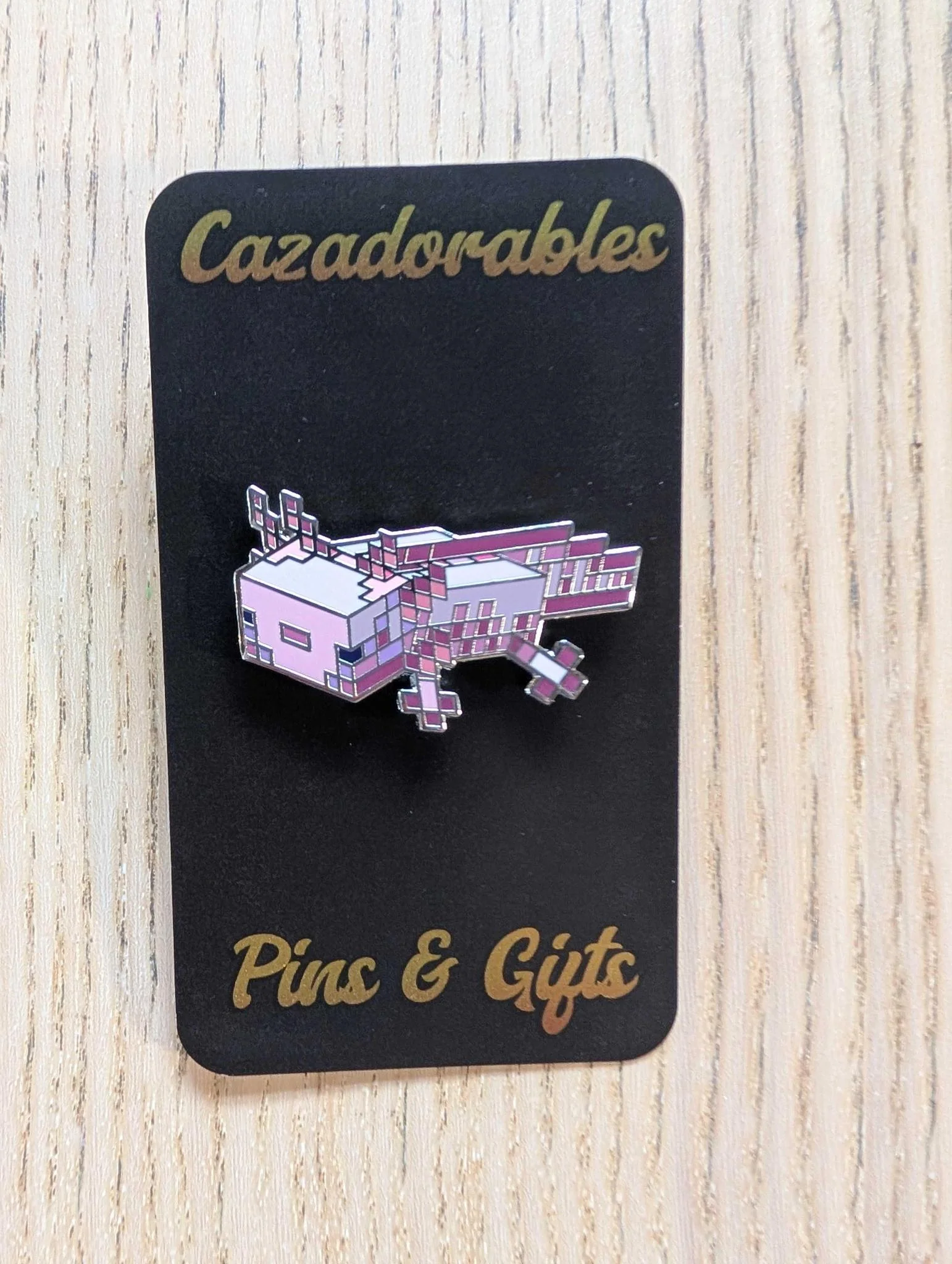 Cazadorable Pins & Gifts: Minecraft Axolotl Enamel Pin - Image 3