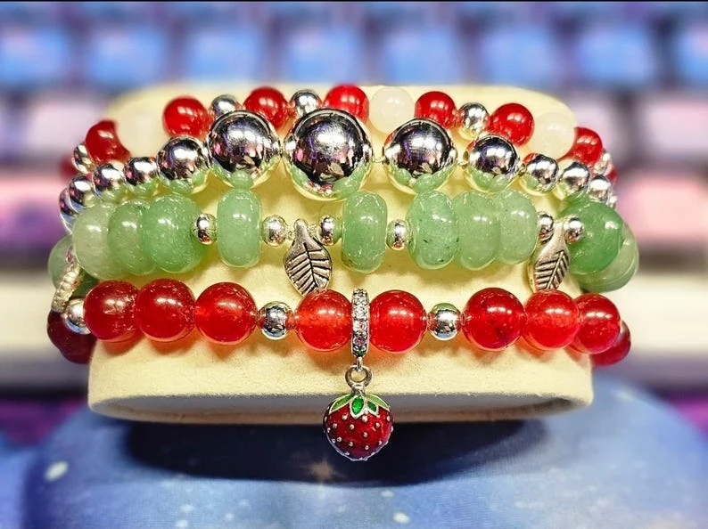 Cazadorable Pins & Gifts: Mystery Crystal Bracelets - Image 3