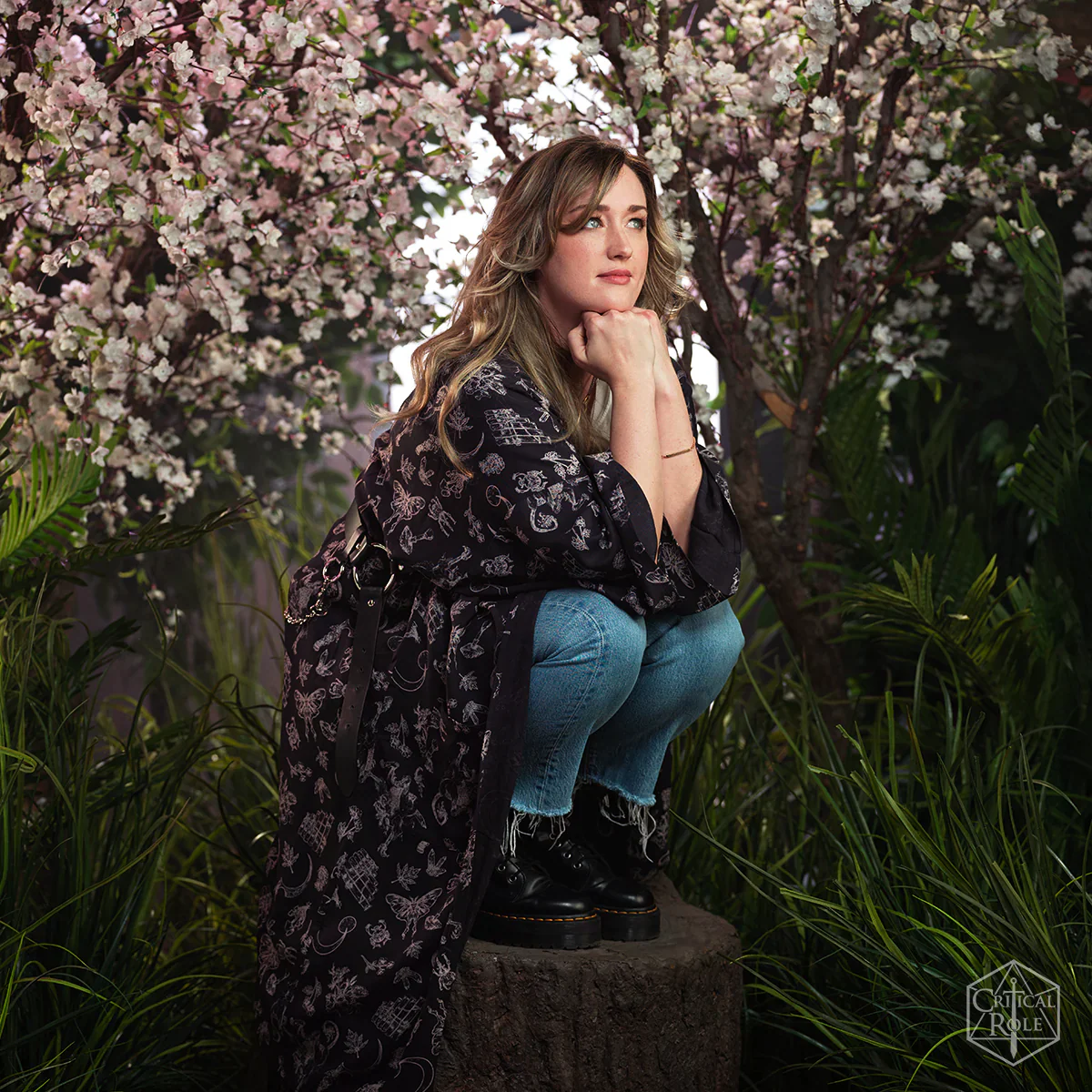 Darrington Press Guild: Bells Hells Collection: Fearne Calloway Duster Kimono - XSmall/Small - Image 4