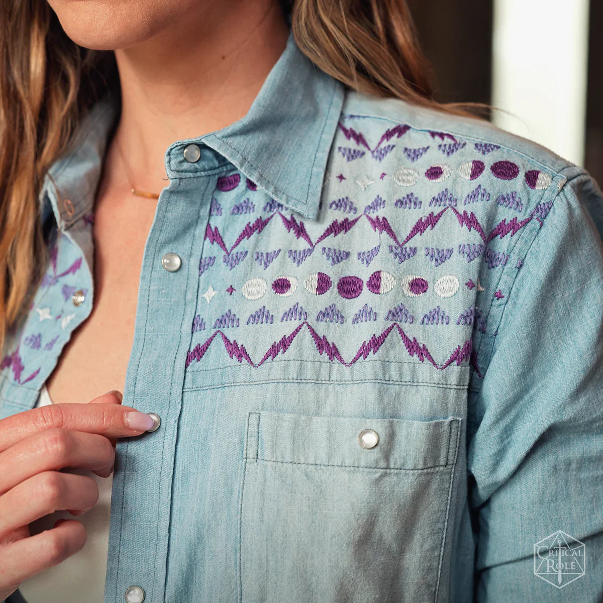 Darrington Press Guild: Bells Hells Collection: Imogen Temult Denim Shirt - Medium - Image 13