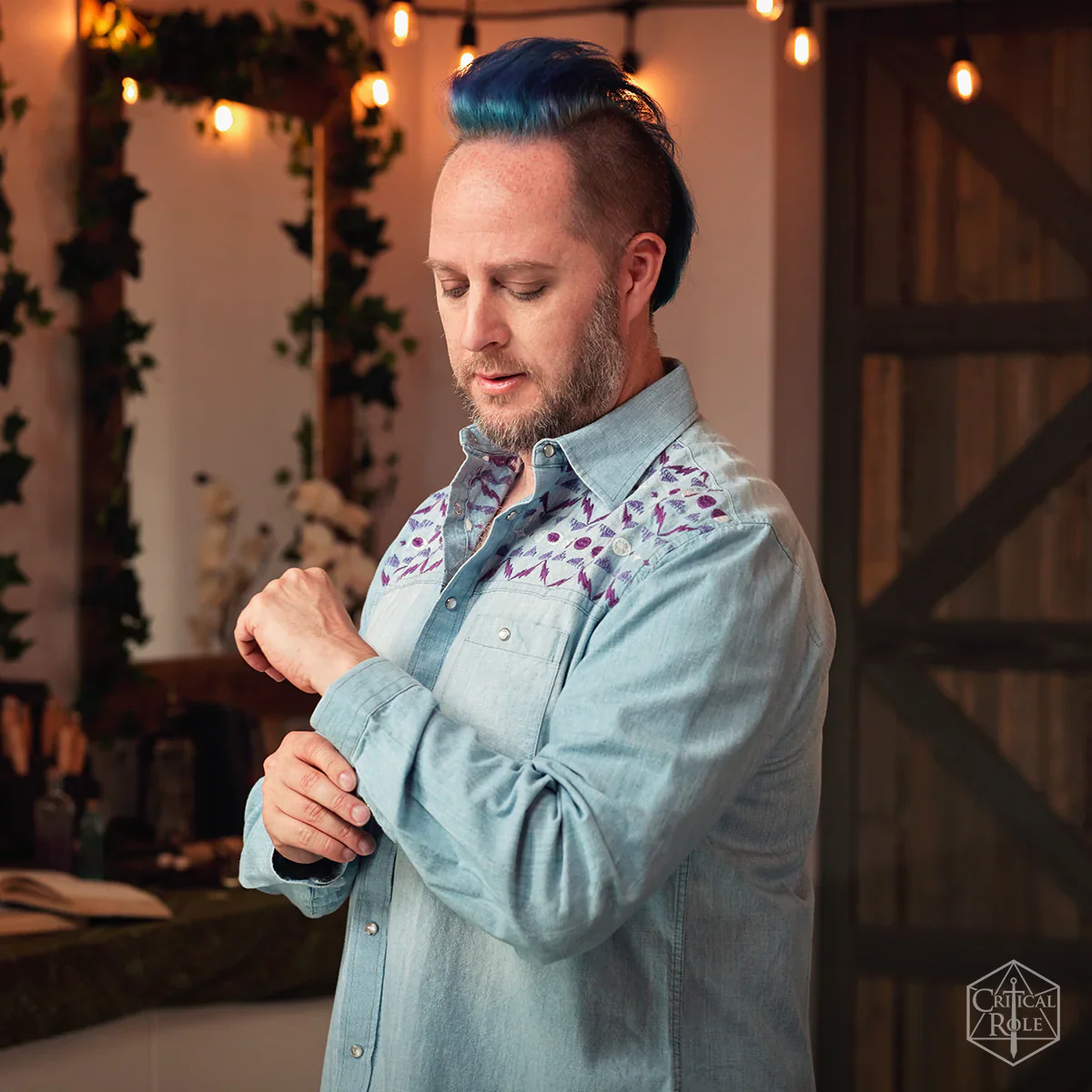 Darrington Press Guild: Bells Hells Collection: Imogen Temult Denim Shirt - Medium - Image 7