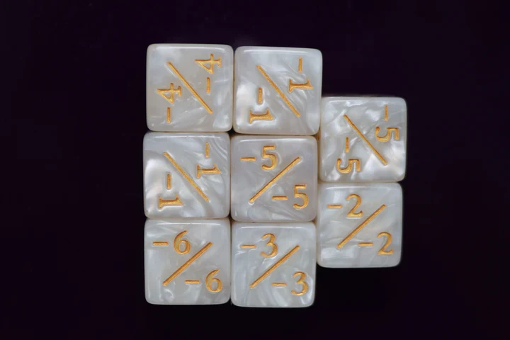 Foam Brain Games: -1/-1 Pearl White Counters for Magic - set of 8 - Image 4