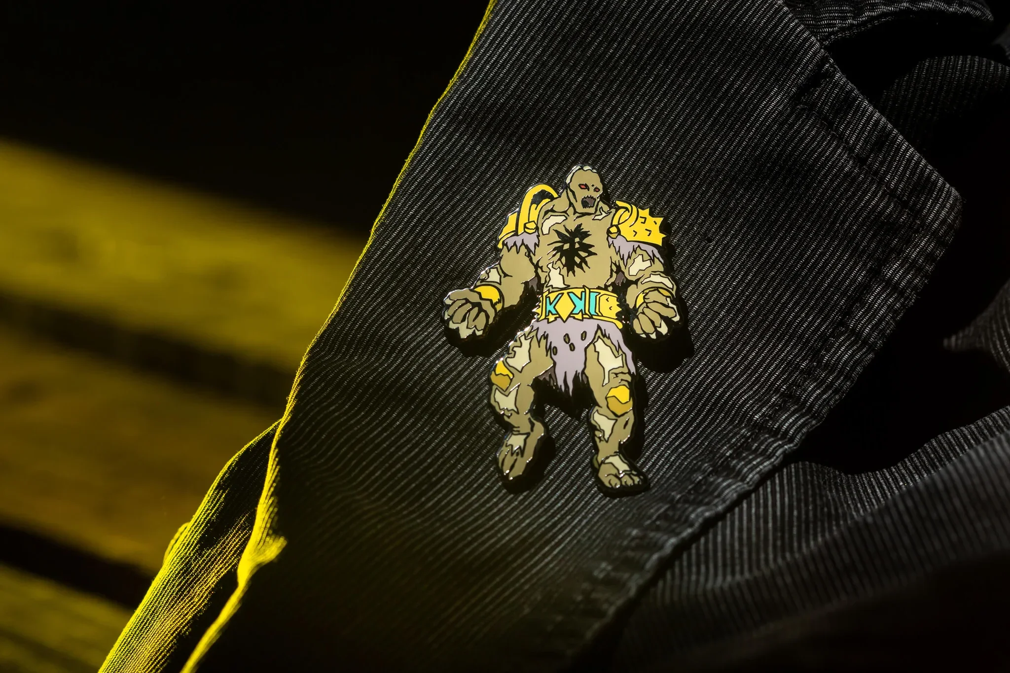 Gloomhaven: Cragheart Collectors Pin - Image 2