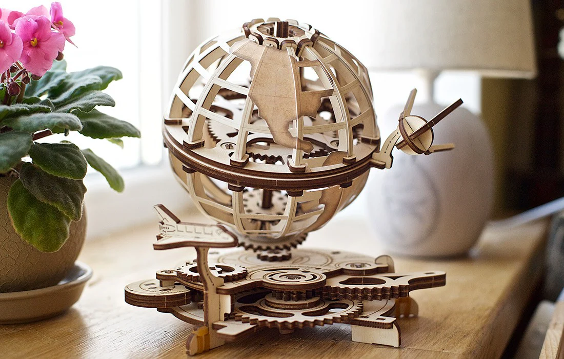 UGears: Globus - Image 3