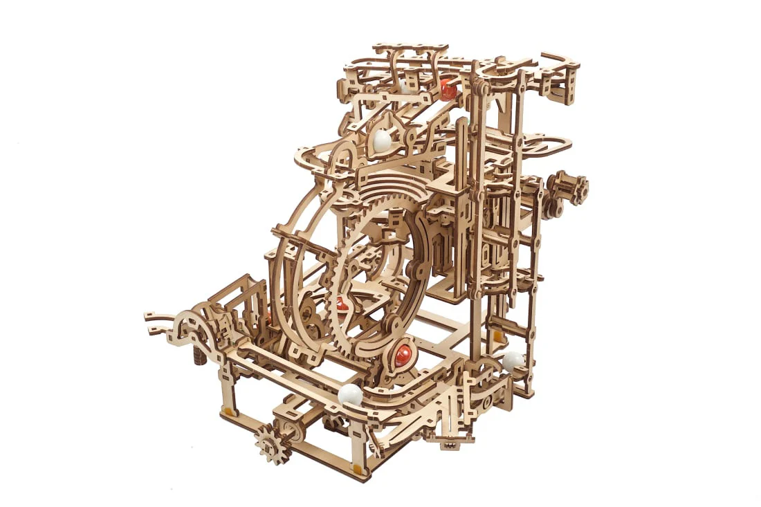 UGears: Marble Run Stepped Hoist - Image 3