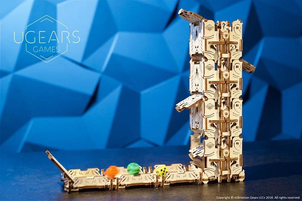UGears: Modular Dice Tower - Image 3